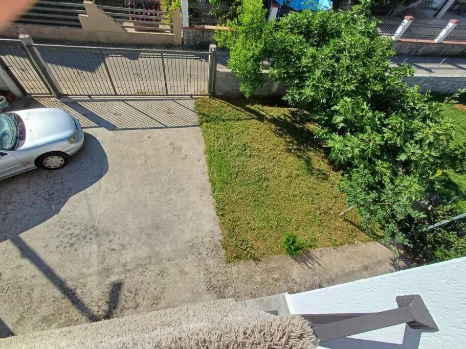 Апартаменты Cozy, Fully Equipped, Free Parking&Wifi, Quiet, 2Bd Подгорица Экстерьер фото