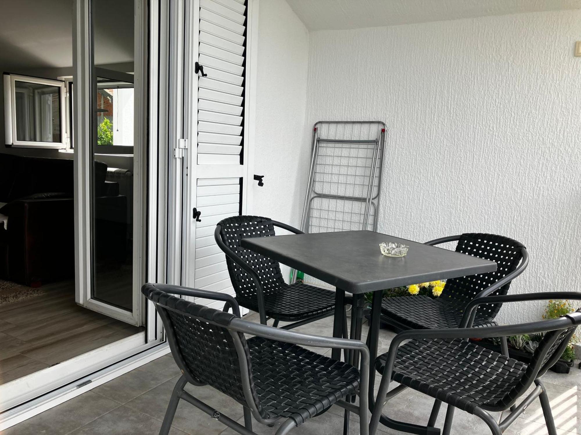 Апартаменты Cozy, Fully Equipped, Free Parking&Wifi, Quiet, 2Bd Подгорица Экстерьер фото