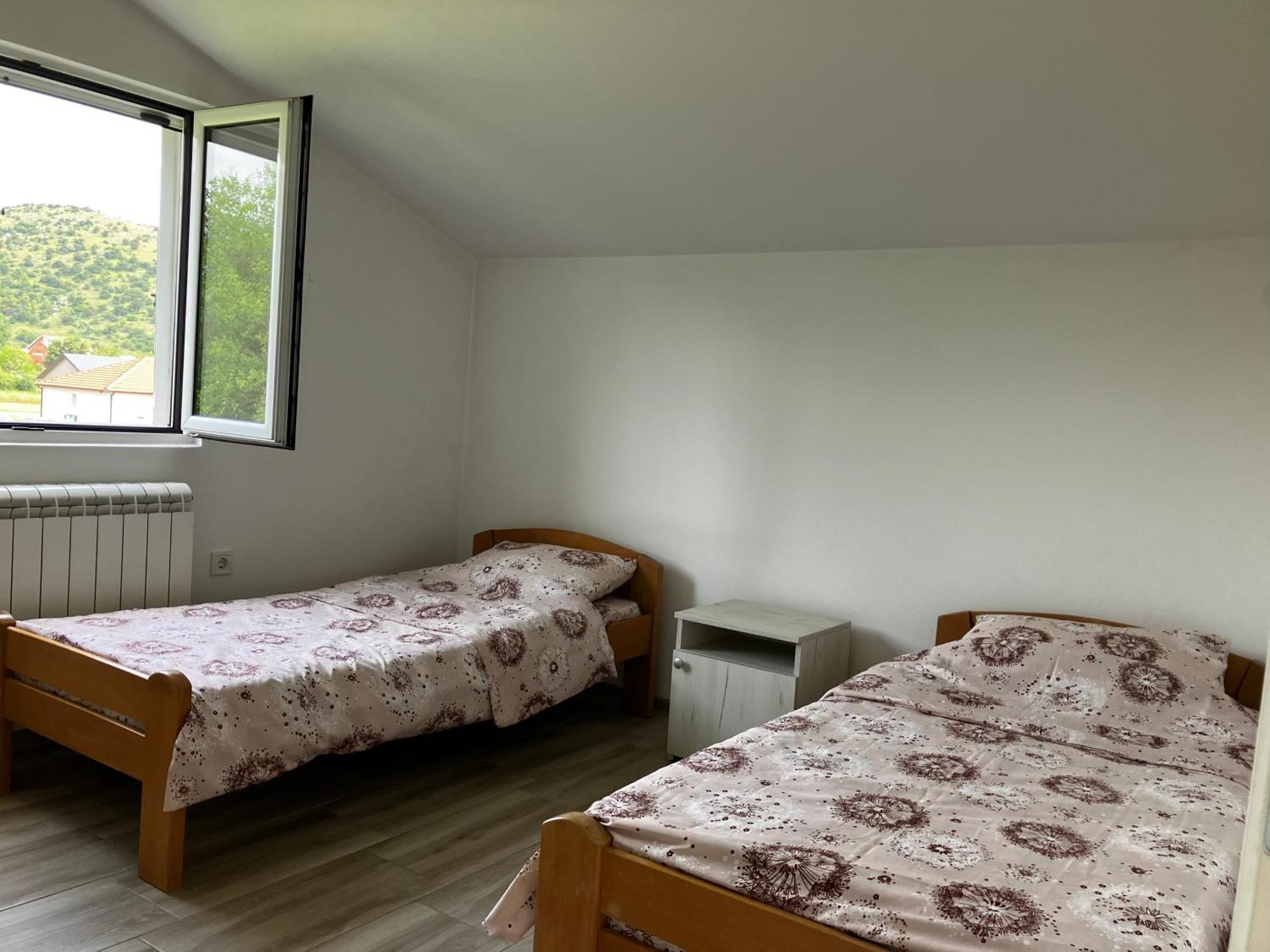 Апартаменты Cozy, Fully Equipped, Free Parking&Wifi, Quiet, 2Bd Подгорица Экстерьер фото